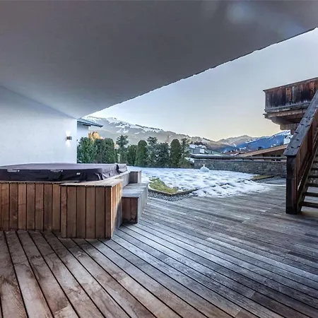 Luxurious 4br Chalet In Kitzbuehel - What'app - 0034-656-619-782 - For Reservations! *