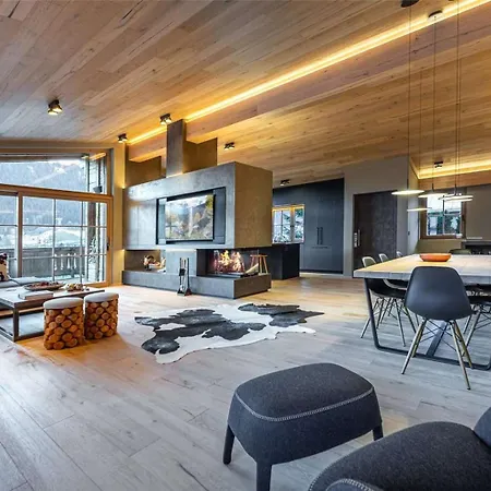 Vila Luxurious 4br Chalet In Kitzbuehel - What'app - 0034-656-619-782 - For Reservations!